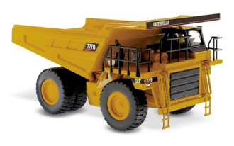 1/50 CAT 777D Off-Highway Truck